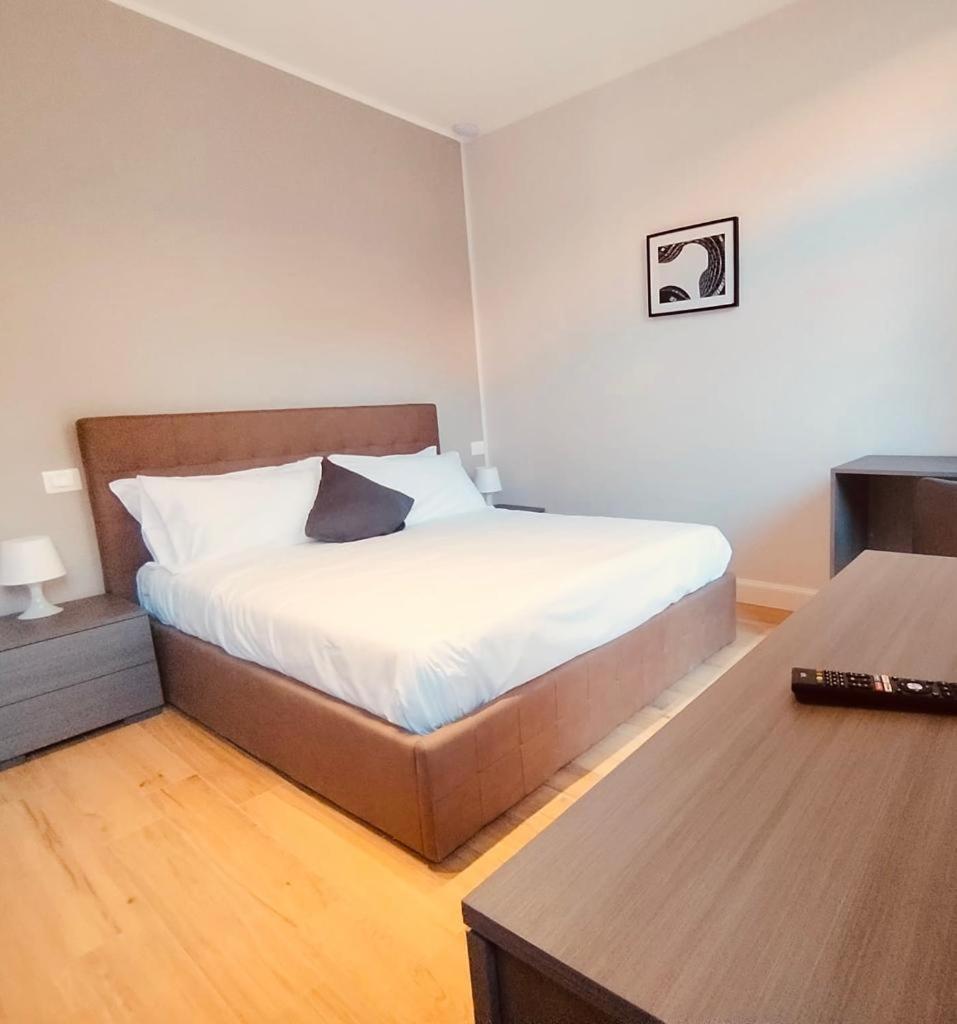 Hh Hermoso Housing Asti Exterior foto