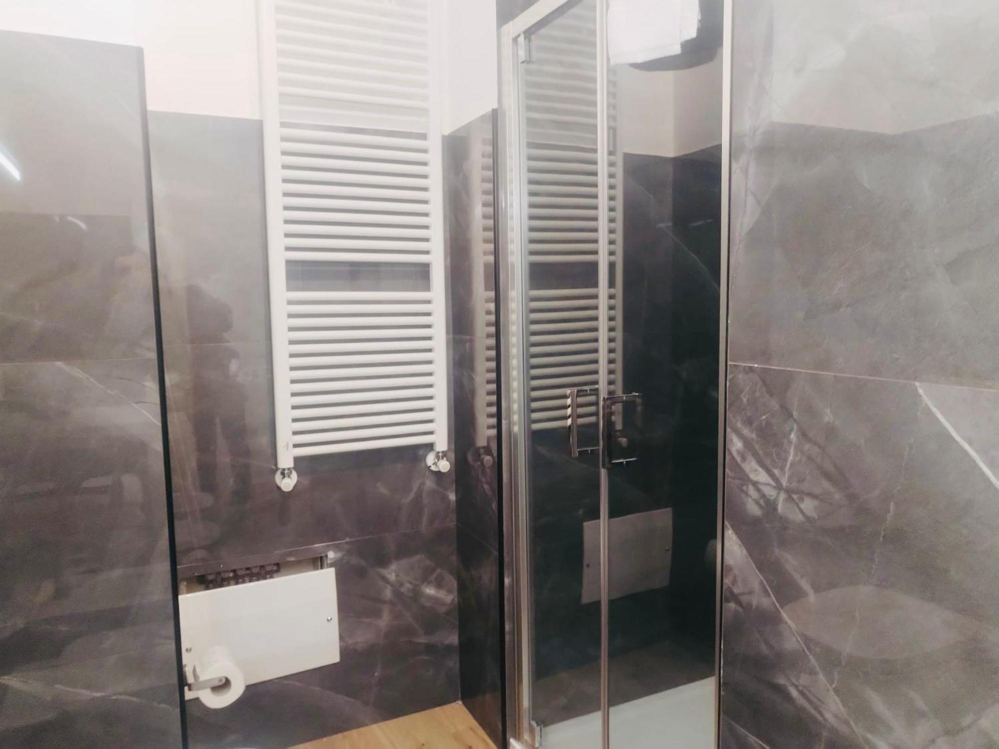 Hh Hermoso Housing Asti Exterior foto