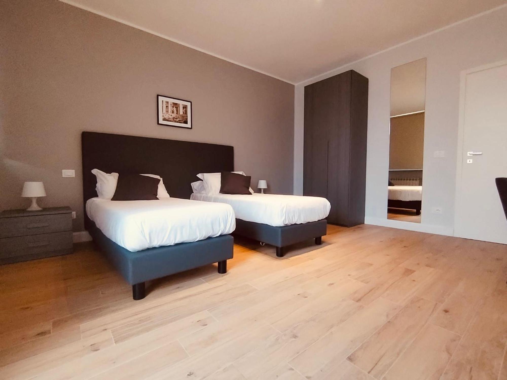 Hh Hermoso Housing Asti Exterior foto